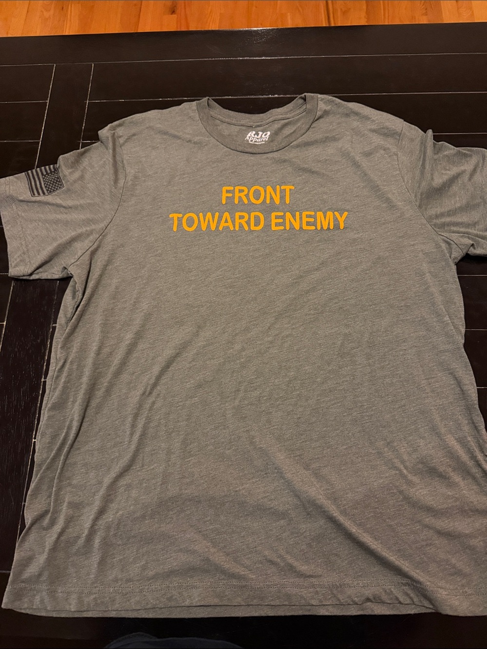 Robert J. O'Neill apparel Front Toward Enemy T-shirt , men’s size XXL